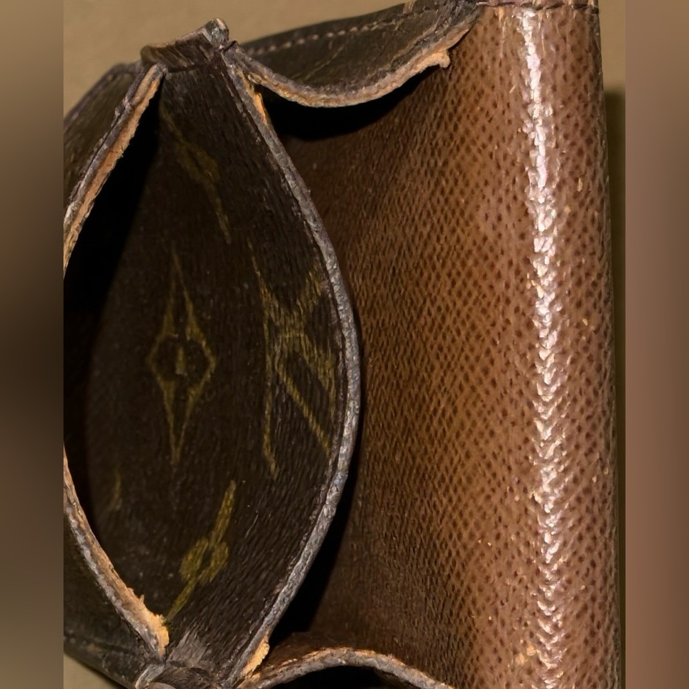 Louis Vuitton monogram etui cigarette/lipgloss case - Picture 11 of 12